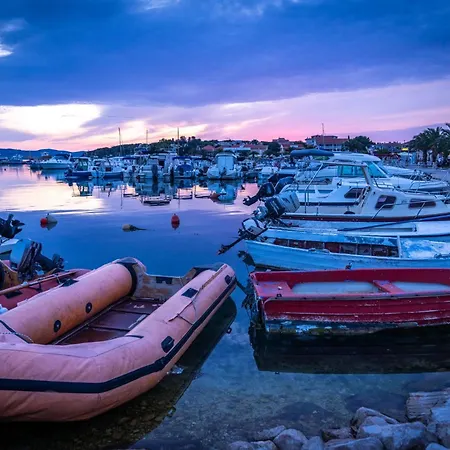 Camping Sunset - House No 2 Pakoštane
