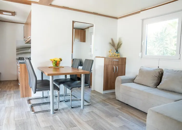 Sunset - House No 2 Kemping